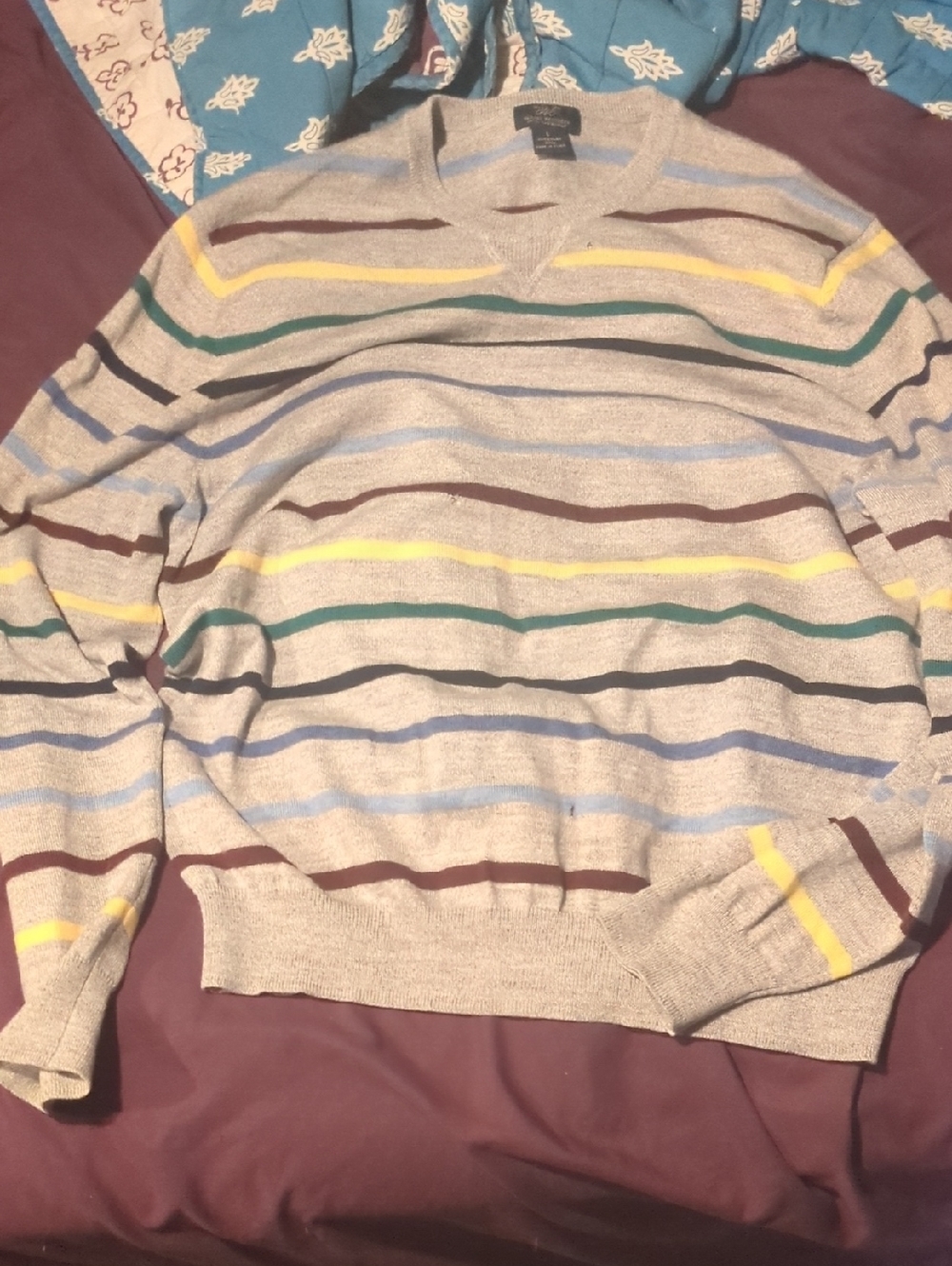 Brooks Brothers Merinon wool V-Neck Sweater with Color Stripes *Please Read*